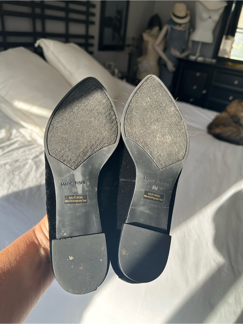 Marc Fisher Black Velvet Pearl-Trim Pointed Loafers, size 8 - Picture 9 of 11